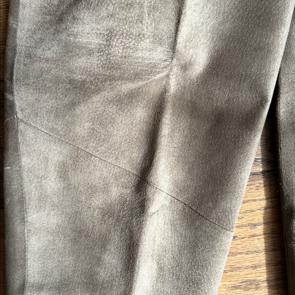 EBUC ABSOLUTELY GORGEOUS BLAZER WITH GEN SUEDE COLLAR AND GEN LEATHER/SUEDE PANT - Picture 15 of 17